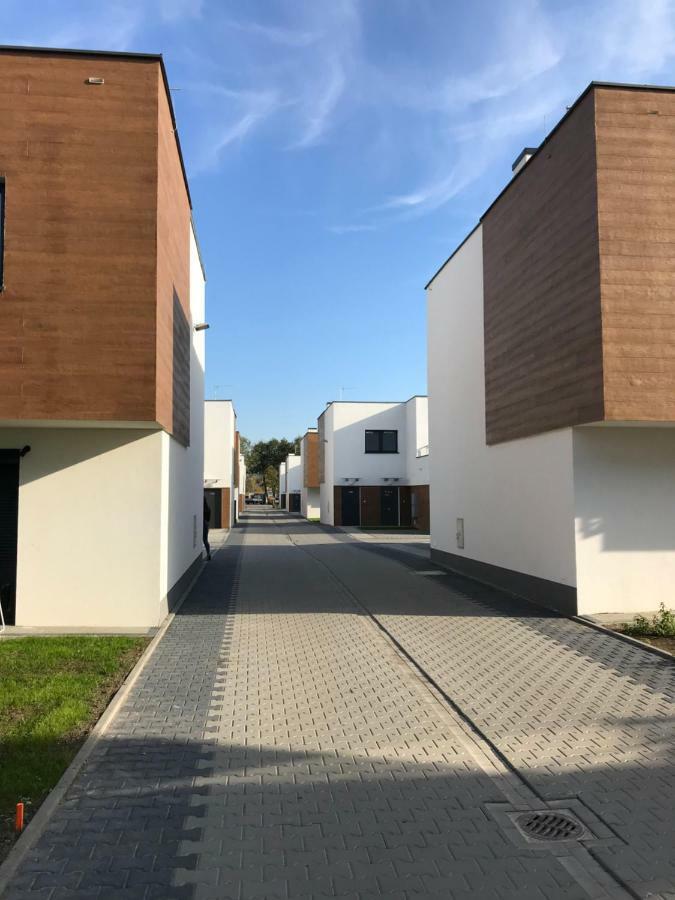 热舒夫Lawendowy Zakatek - Klimatyzacja - Ogrodek - Prywatny Parking公寓 外观 照片